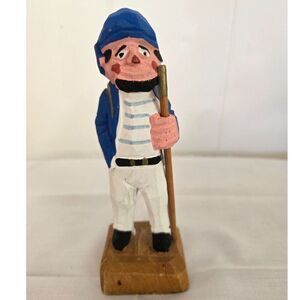 Hand-Carved Wooden Sea Captain Statue Perfect for Your Nautical Themed Decor